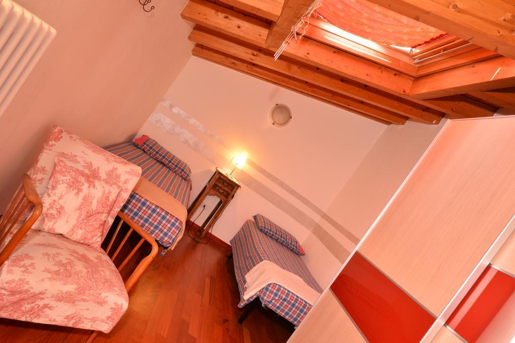 B&B Corte Barbieri Dolce Bagian luar foto