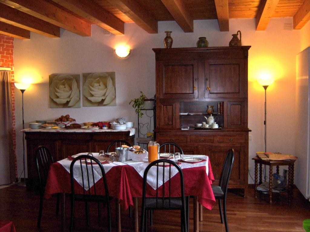 B&B Corte Barbieri Dolce Bagian luar foto